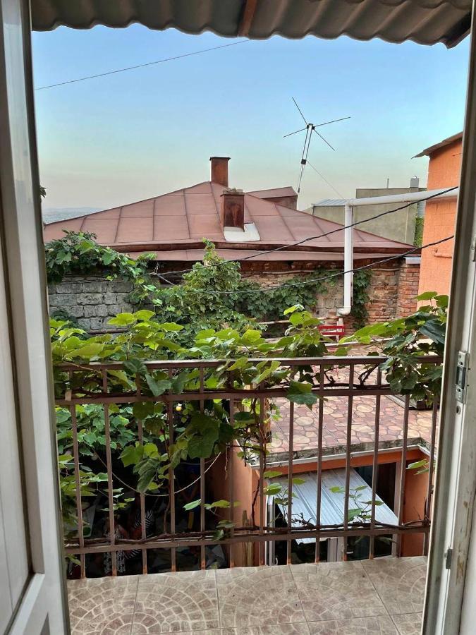 Guest House Zemeli Tbilisi Exterior photo