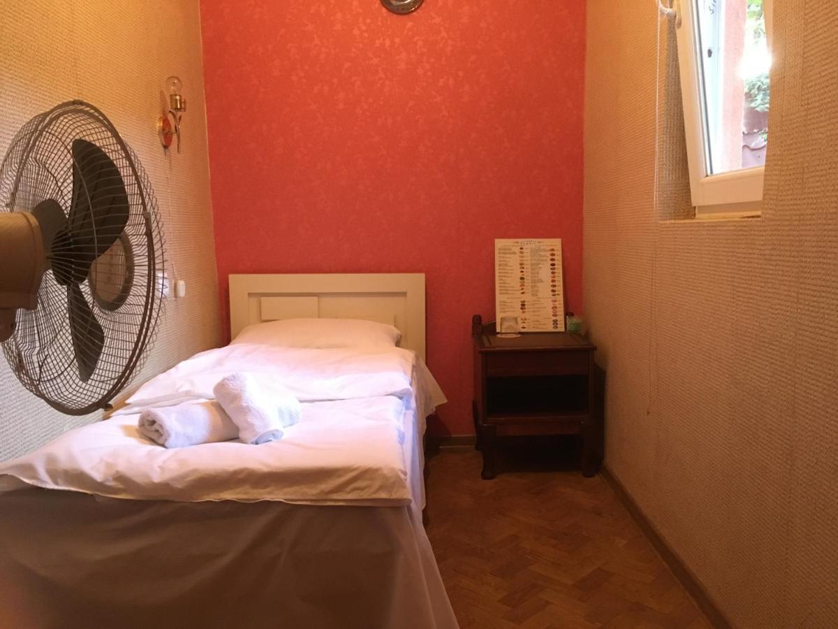 Guest House Zemeli Tbilisi Exterior photo