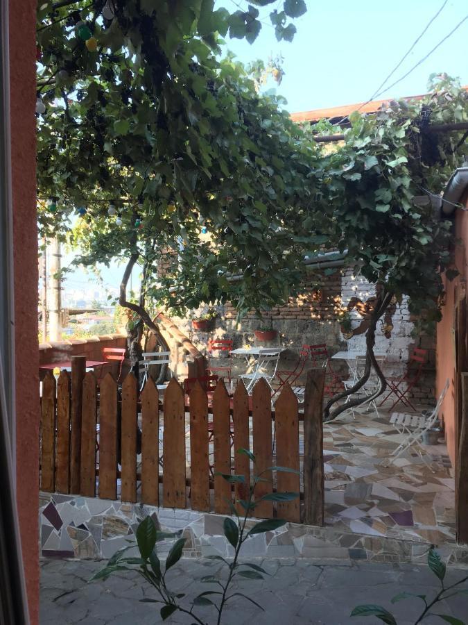 Guest House Zemeli Tbilisi Exterior photo